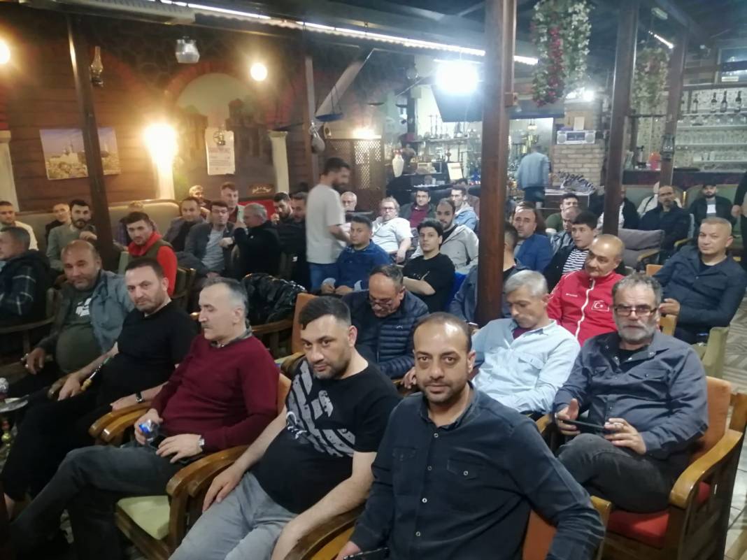 Mengüç Caddesi’nde mezat keyfi 1